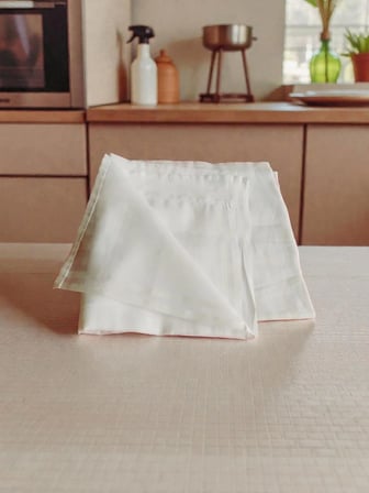 Süt Süzme Bezi - Bez Şeklinde kenarları dikili -90-90 cm