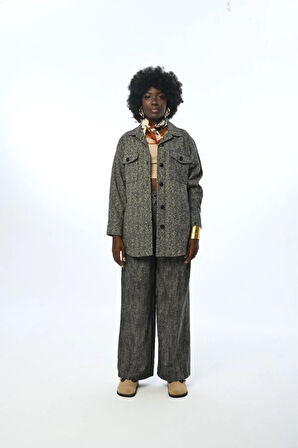 KADIN ÇİFT CEPLİ  DÜĞMELİ GÖMLEK