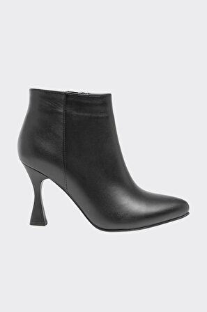 Kalem Topuklu Hakiki Deri Klasik Kadın Bot