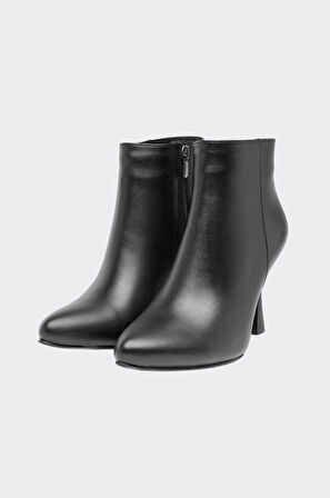 Kalem Topuklu Hakiki Deri Klasik Kadın Bot