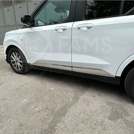 Ford Tourneo Courier Krom Yan Kapı Çıtası 4 Parça 2024 Üzeri Paslanmaz Çelik