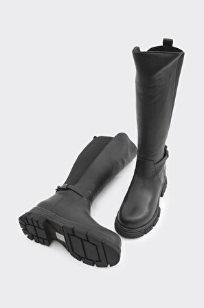 Hakiki Deri Fermuarlı Arka Kısım Streç Kadın Çizme