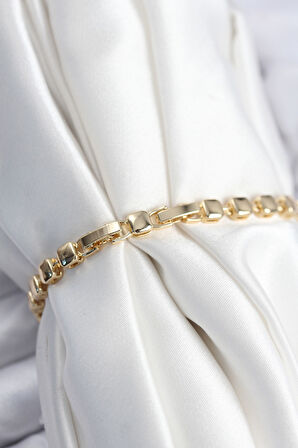 Pirinç VIP Seri Zirkon Taşlı Gold Renk Kadın Bileklik