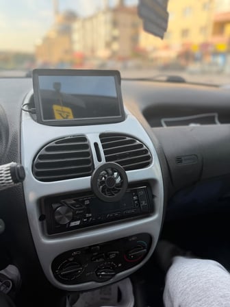 Peugeot 206 Uyumlu Araç Içi Premium Telefon Tutucu - Araba Telefon Tutacağı Havalandırma Için