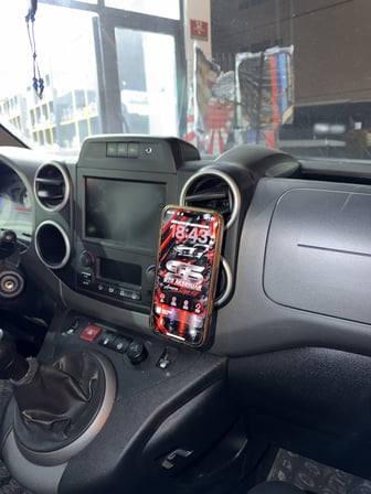 Peugeot Partner 2009-2018 Araç Içi Premium Telefon Tutucu - Araba Telefon Tutacağı Havalandırma Için