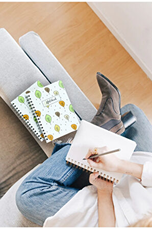 Yaprak Desenli Çizgisiz Spiral Defter