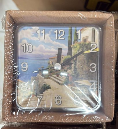Galaxy Mıknastıslı Nostaljik Manzara Eskitme Desenli Buzdolabı Saati Kare 10 x 10 cm
