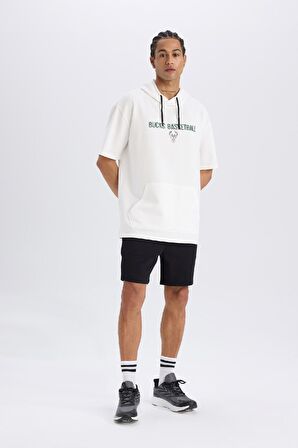 DeFactoFit NBA Milwaukee Bucks Oversize Geniş Kalıp Kapüşonlu Sırt Baskılı Kısa Kollu Tişört D6689AX25SPER105