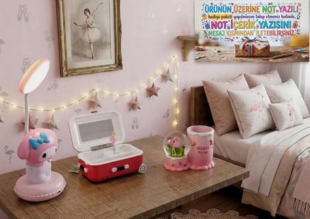 Dünyanın En Şirin Üçlüsü Bir Arada! (Flamingo  figürlü Kar Küresi + Balerinli Takı Kutusu + My Melody LED Lamba)(dilediğiniz notu hediye paketi üzerine yazılı şeklinde gönderim yapılmaktadır)