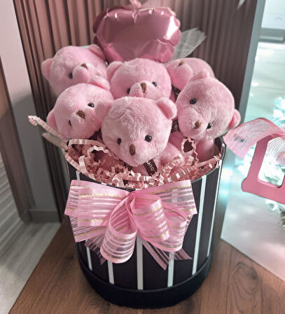 Premium Silindir Hediye Kutusunda, Kalpli Balonlu 6’lı Pembe Ayıcık Buketi