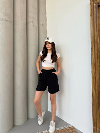 Siyah Su Yolu Çizgili Yazlık  Şort S