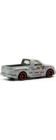 Hot Wheels  Arabalar HTB07 Hw: The '90's / '99 Ford F-150 Svt Lightning
