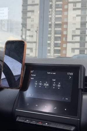 Renault Clio 5, 5.5 Uyumlu Araca Özel MagSafe Telefon Tutacagı 2020-2026 Model Soldan Aparatlı
