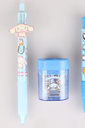 x Dekomus Lisanslı Cinnamoroll 0.7 MM Uçlu Kalem,Silgi ve Çift Bıçaklı Kalemtraş Seti