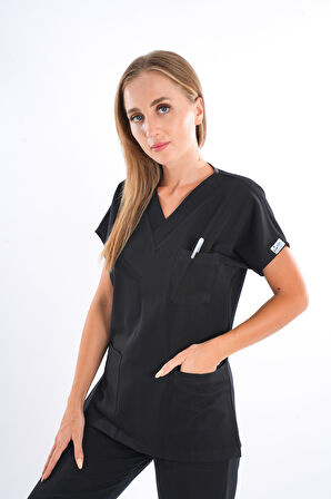 Siyah Renk Çamaşır Suyuna ve Hipoya Dayanıklı Cerrahi Üniforma Scrubs Unisex Model