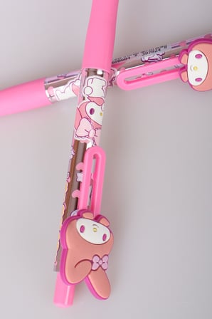 "DEKOMUS ISLAK MENDİL HEDİYELİ" LİSANSLI MY MELODY "TEKLİ" SHINNY VERSATİL UÇLU KALEM 0.7 MM 