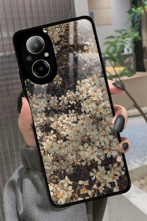 Realme 12 Lite Uyumlu Beyaz Çiçek Tasarımlı Parlak Silikon Kılıf