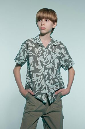 Erkek Çocuk Oversize Geniş Kalıp Polo Yaka Kısa Kollu Gömlek