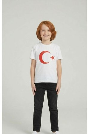 Erkek Çocuk AYYILDIZ Baskılı T-Shirt Ve Siyah Keten Pantolon Takım 23Nisan 29Ekim Özel Günler