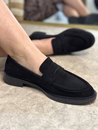 Günlük Kadın Düz Loafer Klasik Desenli Taban Zincirli Oval Burunlu Makosen Sade Şık Ayakkabı 130