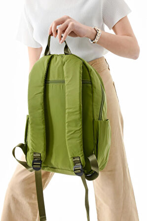 Orta Boy Sırt Çantası Ultra Hafif Çok Cepli Açık Yeşil (Model:571-13-9B)