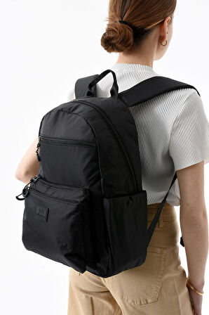 Orta Boy Sırt Çantası Ultra Hafif Çok Cepli Siyah (Model:571-13-9B)