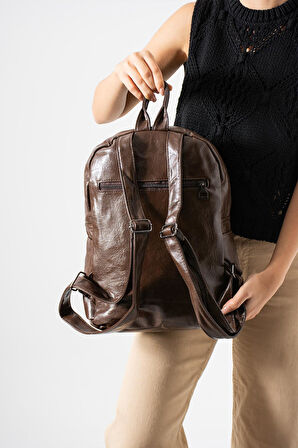 Suni Deri Yıkama Sırt Çantası (Poliüretan) Kahverengi Model:(571-14-16H)