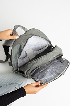 Ultra Hafif Çok Cepli Su Geçirmez Sırt Çantası Unisex Gri(Model:571-2A)