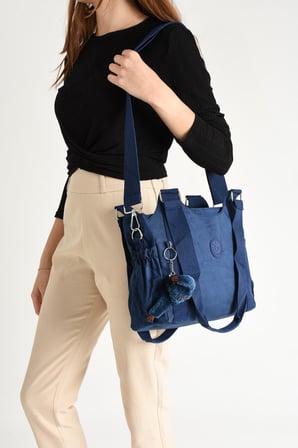 Ultra Hafif Su Gecirmez Cok Cepli Omuz Cantasi Laci (Model: 571 5G)