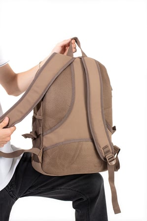 Unisex, Ultra Hafif, Çok Cepli, Sırt Çantası Kahverengi Model: (Vnt-3C)
