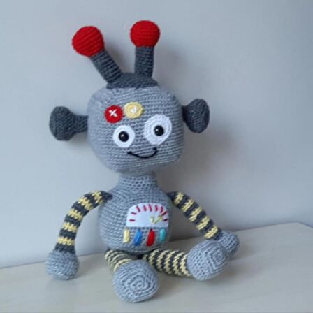 Amigurumi Örgü Oyuncak Robot Starbot