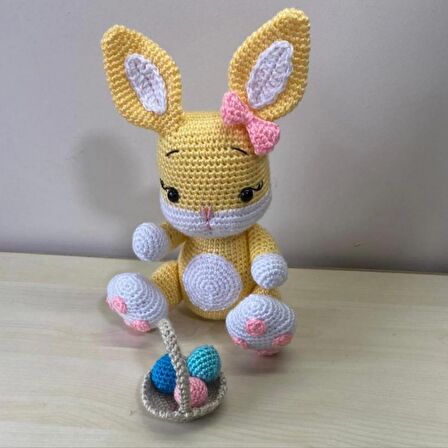 Amigurumi Örgü Oyuncak Tavşan ve Yumurta Sepeti