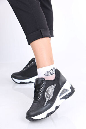 Fortune Siyah Beyaz Taban Mat Deri Kadın Spor Ayakkabı