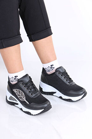 Fortune Siyah Beyaz Taban Mat Deri Kadın Spor Ayakkabı