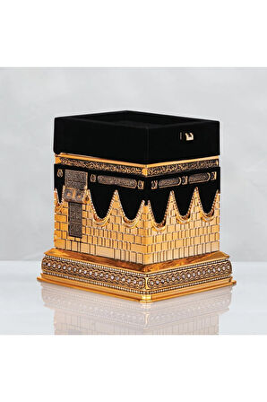 Kabe Kur'an Kabı Altın 18x21 Cm (KUR'AN-I KERİM HEDİYELİ) (TESCİLLİ MARKA)