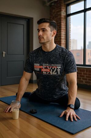 Erkek Fit Kesim Dijital Baskılı Pamuklu T-Shirt