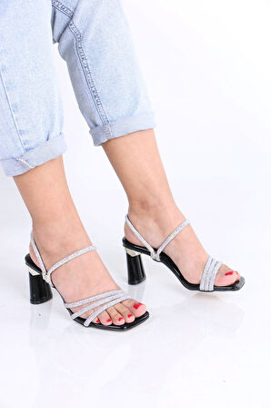 Drake Siyah Taşlı Rugan Topuklu Kadın Terlik