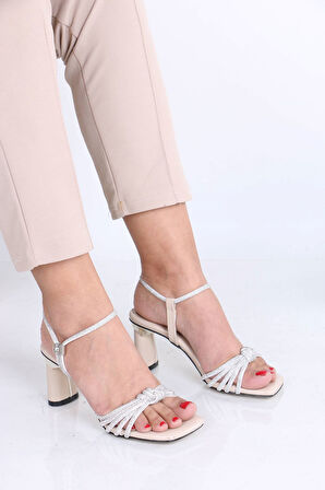 Darrels Nude Taşlı Topuklu Kadın Ayakkabı