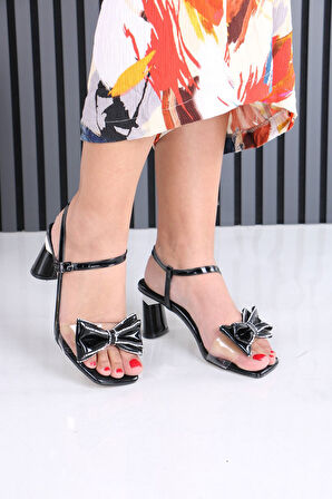 Connell Siyah Fiyonk Şeffaf Topuklu Kadın Ayakkabı