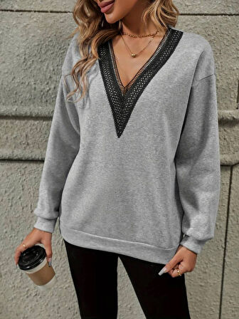 Kadın V Dantel Yaka Uzun Kollu Şardonsuz Üç İplik Bluz