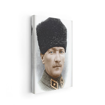Mareşal Üniformalı Renklendirilmiş Atatürk Kanvas Tablo