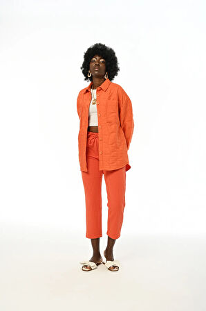 KADIN GEOMETRİK DESENLİ GÖMLEK