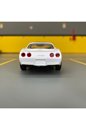 Chevrolet Corvette 1982 1/36 Ölçek *c&c Model Garage* Çek Bırak Metal Model Oyuncak Araba