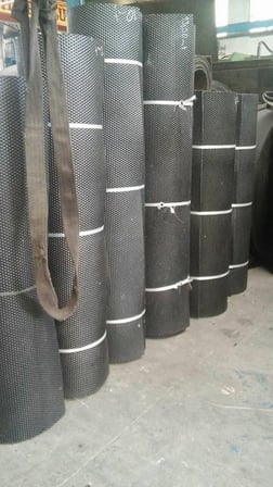 Kauçuk Hayvan Yatağı lastik 14 MM, pikap arkası lastik çok amaçlı lasitik 100X214