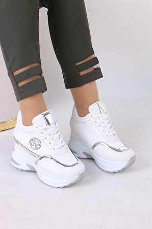 Karlis Beyaz Kürklü Gizli Topuklu Kadın Spor Ayakkabı