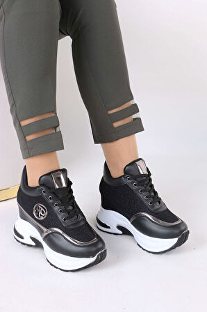 Karlis Siyah Beyaz Taban Kürklü Gizli Topuklu Kadın Spor Ayakkabı