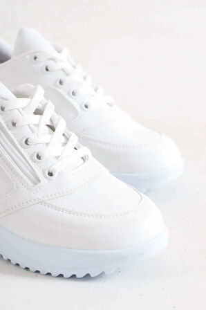 Karlens Beyaz Mat Deri Fermuarlı Bağcıklı Kadın Spor Ayakkabı