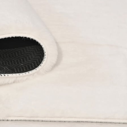 Tavşan Poly Peluş Halı -Beyaz- Yüksek Kalite-Ekstra Yumuşak - Kaymaz  Tabanlı 