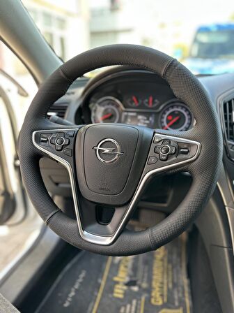 Opel Insignia Sport Araca Özel Direksiyon Kılıfı 