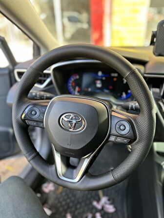 Toyota Corolla 2019-2024 Araca Özel Direksiyon Kılıfı A+ Kalite(Soft Nokta Bentley)